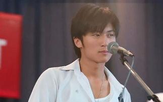 谢霆锋在线吃瓜,网络热议幕后真相揭秘